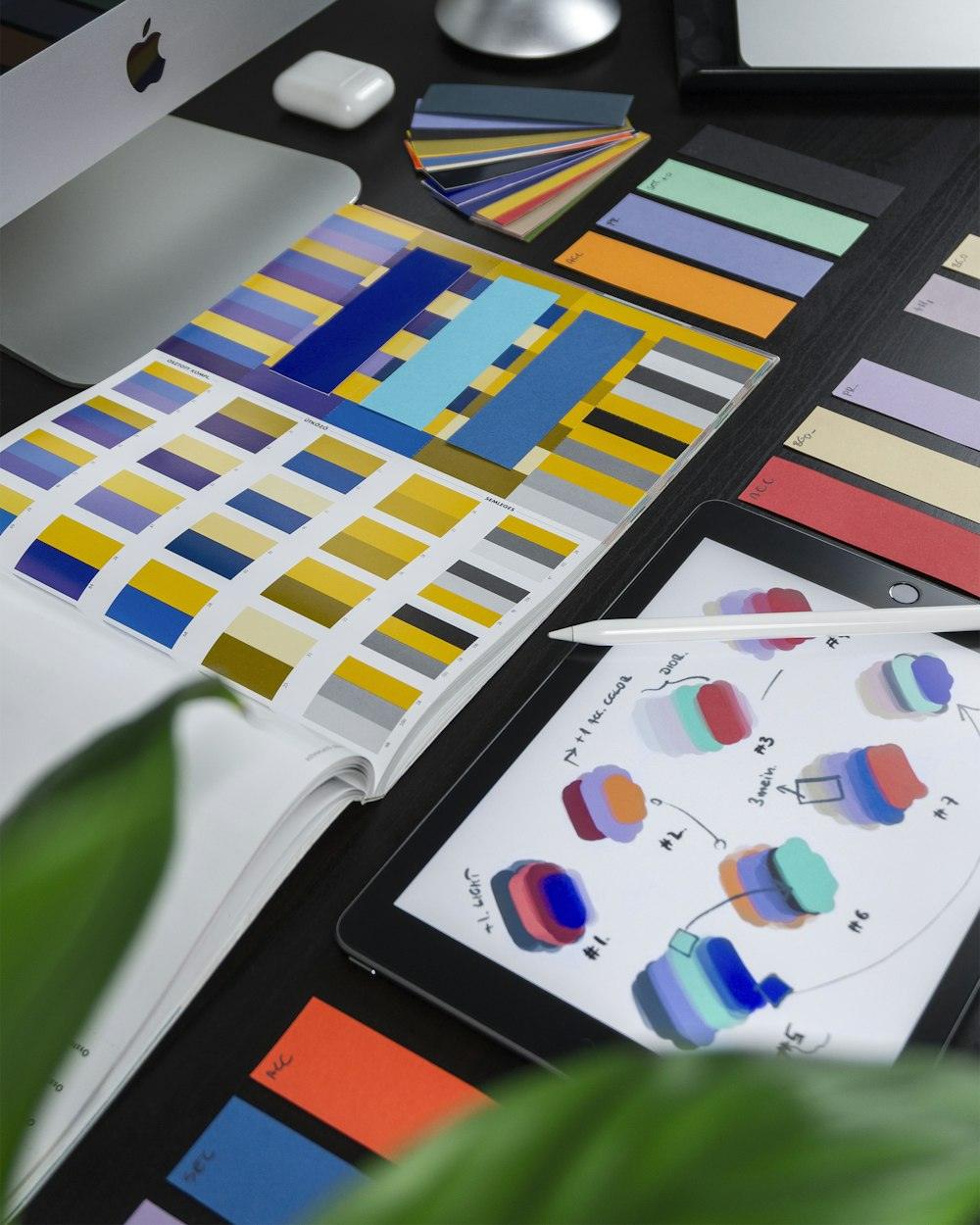 Cartes de color i esbossos gràfics