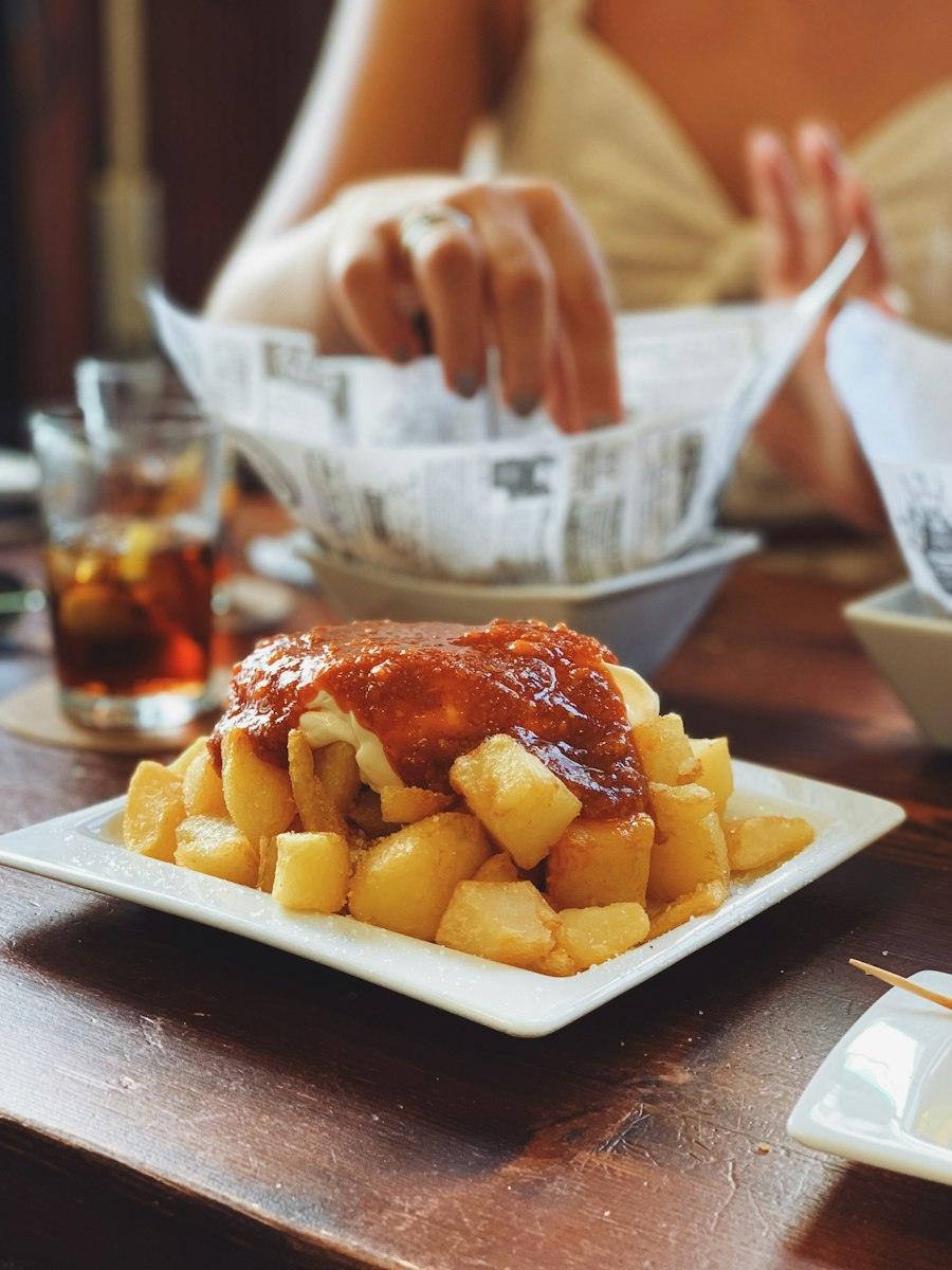 Patates braves amb salsa